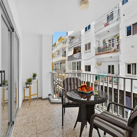 شقة Azureterrace Newlyrenovated 2ndfloor Loscristianos أرونا